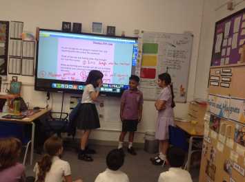 Year 3H use role play in English