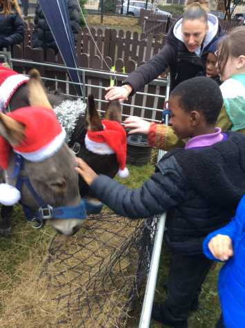 Year 2’s Living Nativity Visit