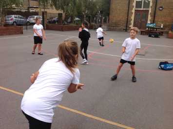 4J - Anyone for tennis?