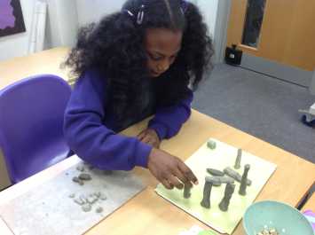 4J Construct Stonehenge