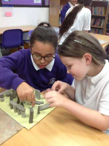 4J Construct Stonehenge