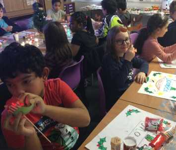 5L’s ‘Rockin’ Christmas’